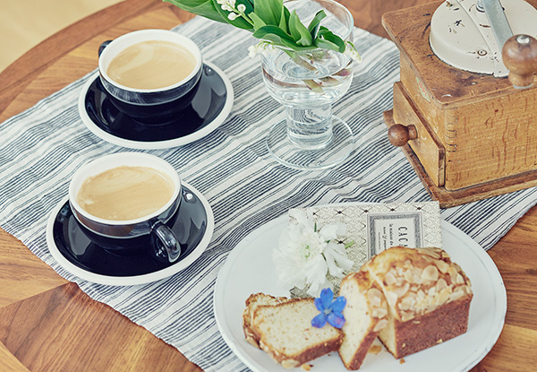 �e�[�u���Z�b�e�B���O�����ăe���r���y������