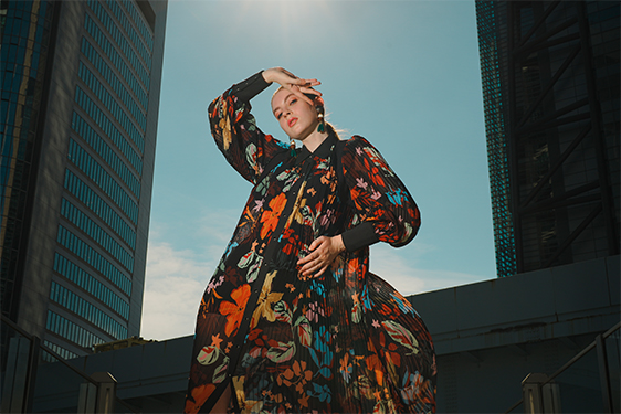 ��1 + HVL-F60RM2 + FE 50mm F1.2 GM�@1/400�b�@F11�@ISO100